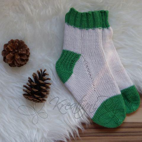 Ručně pletené ponožky, přírodní bílá se zelenými lemy, vel. 35-37