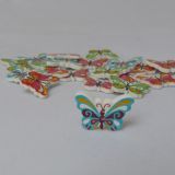 Dřevěný dekorační knoflík - motýl