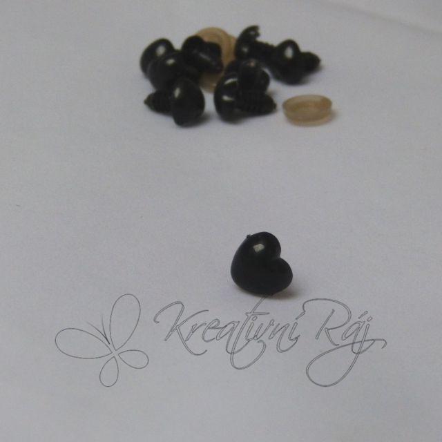 Bezpečnostní čumáček ve tvaru srdce 12 x 13 mm černý