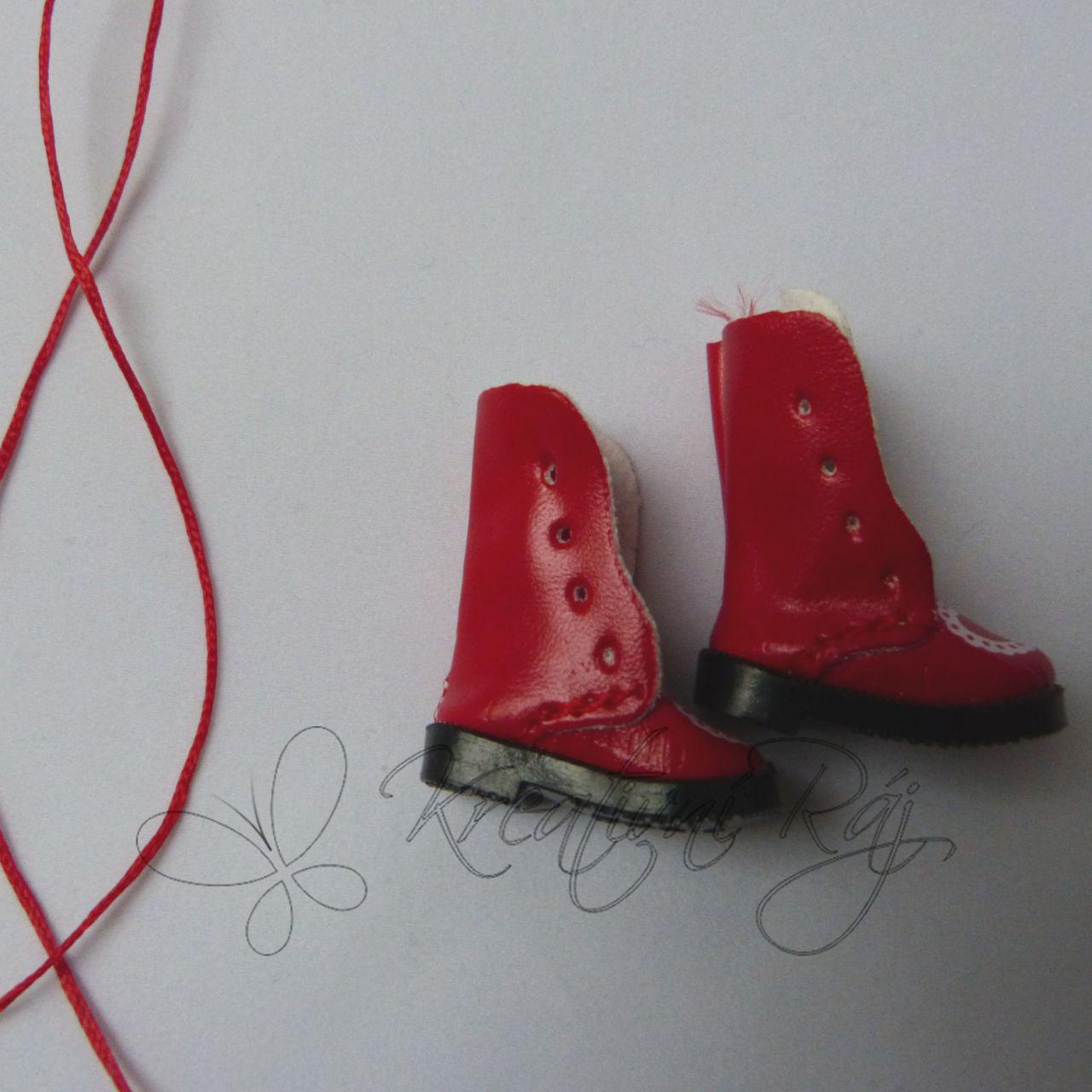 Boty pro panenku - červená